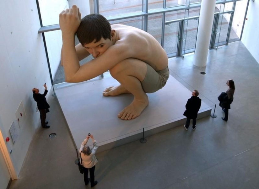 Hyperrealistic sculptures by Ron Mueck