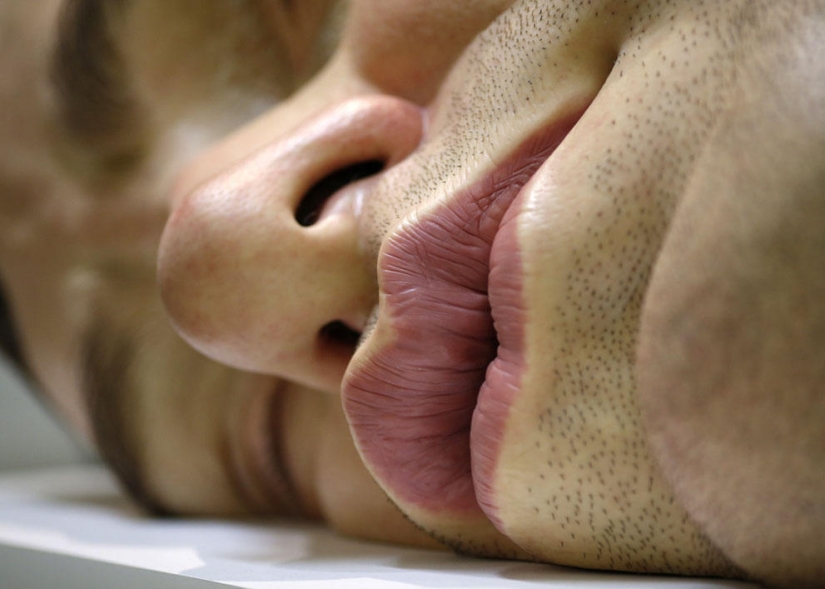 Hyperrealistic sculptures by Ron Mueck