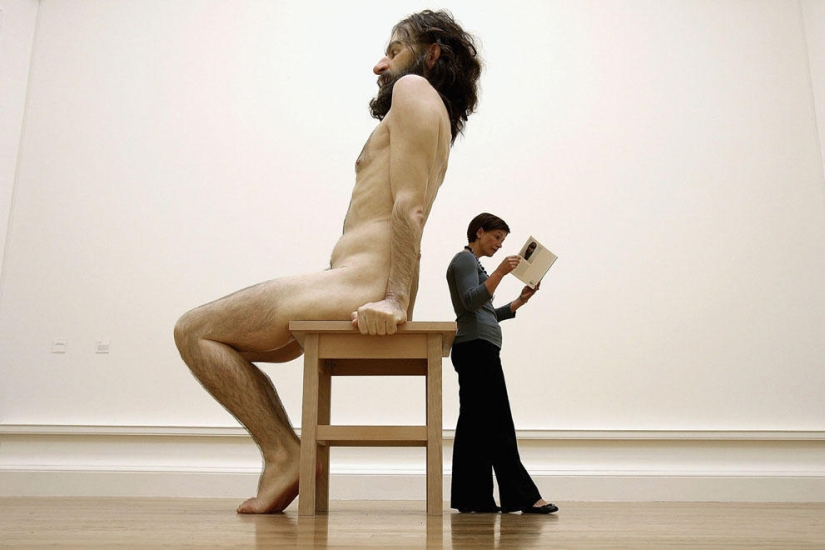 Hyperrealistic sculptures by Ron Mueck