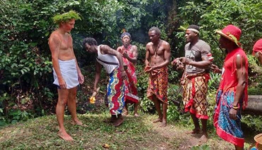Iboga: cómo un ritual mortal de África se hizo popular en Occidente