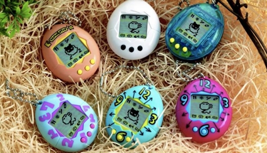 If you come from the 90s, hold on tight: Tamagotchi is coming back