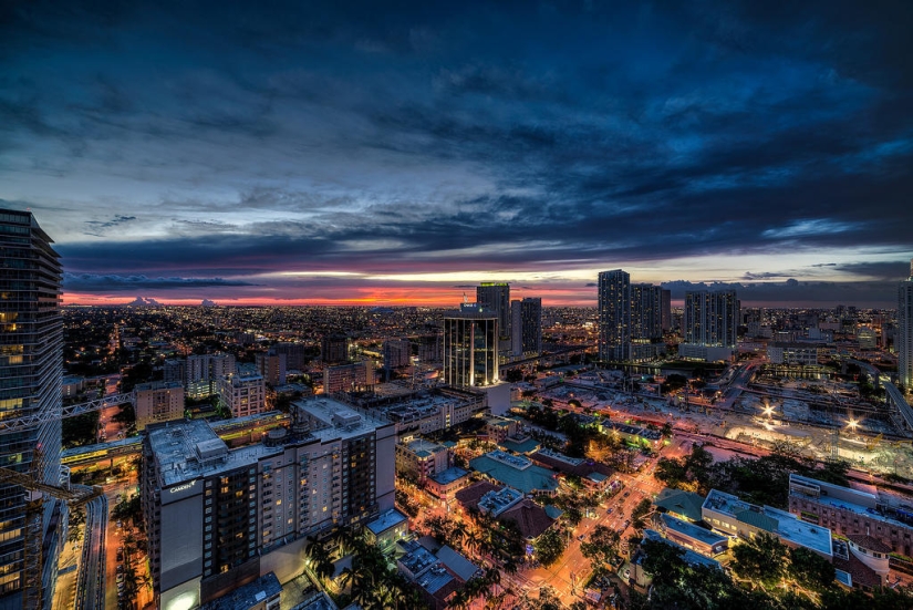Impresionantes cielos sobre Miami