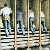 In prison of the 19th century there was a Ladder Cubitt, the ancestor of modern simulators