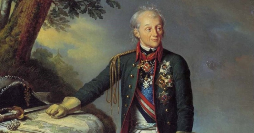 "Inconvenient" Suvorov: what facts from the commander's life in the USSR was silent and why