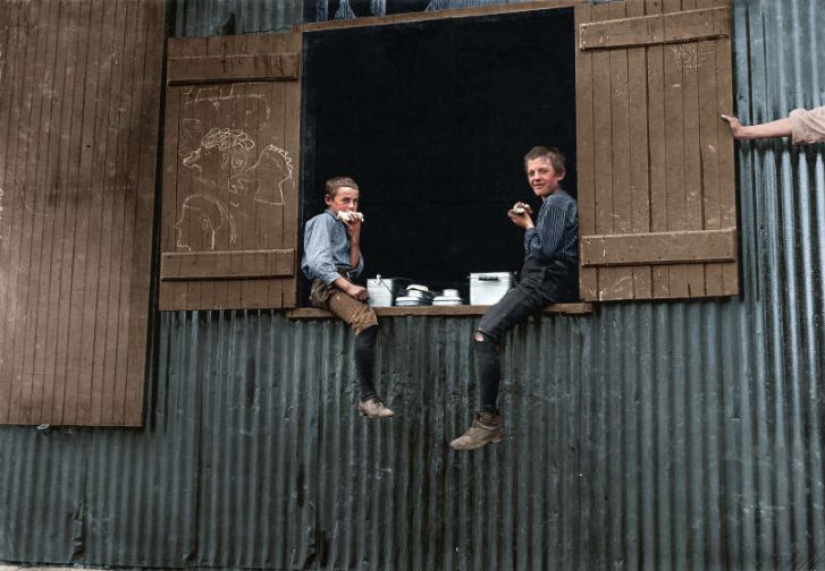 Infancia perdida: Horribles condiciones de trabajo infantil fotografiadas por Lewis Hine