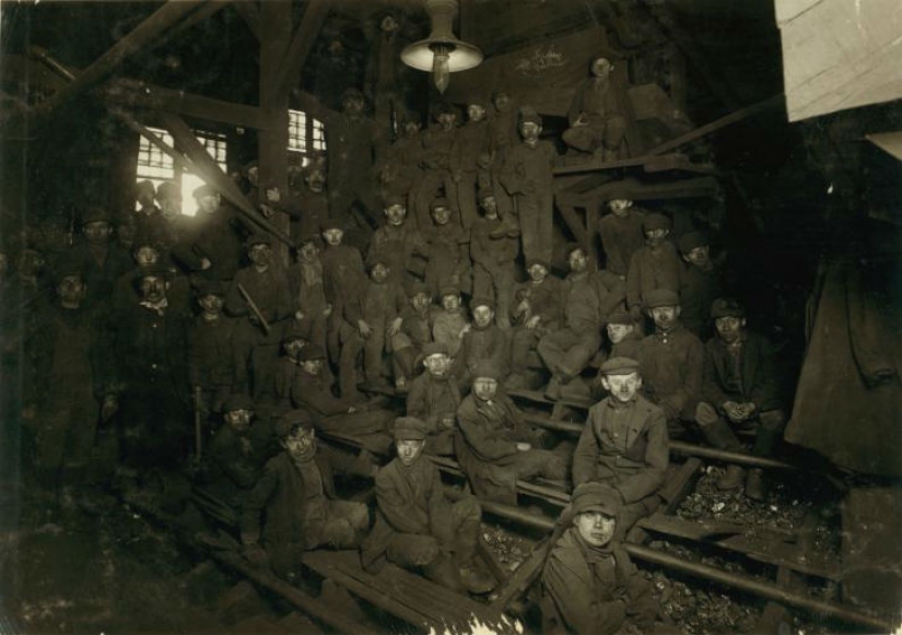 Infancia perdida: Horribles condiciones de trabajo infantil fotografiadas por Lewis Hine