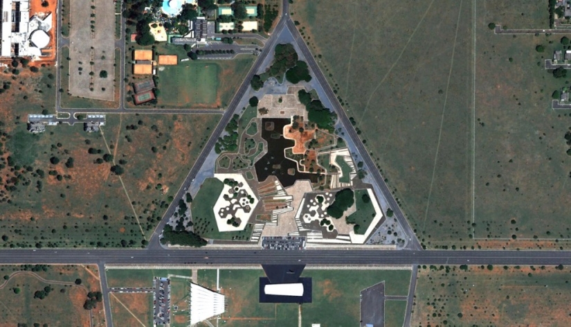 Interesting objects "Google Earth"