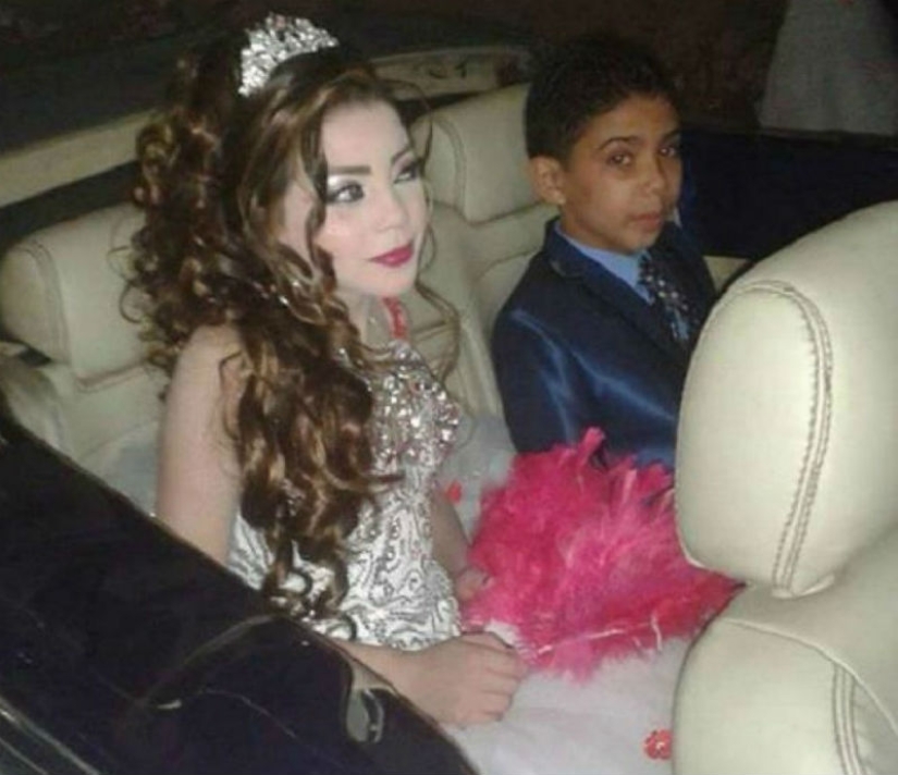 "It's just an engagement": in Egypt, a 12-year-old boy marries an 11-year-old cousin