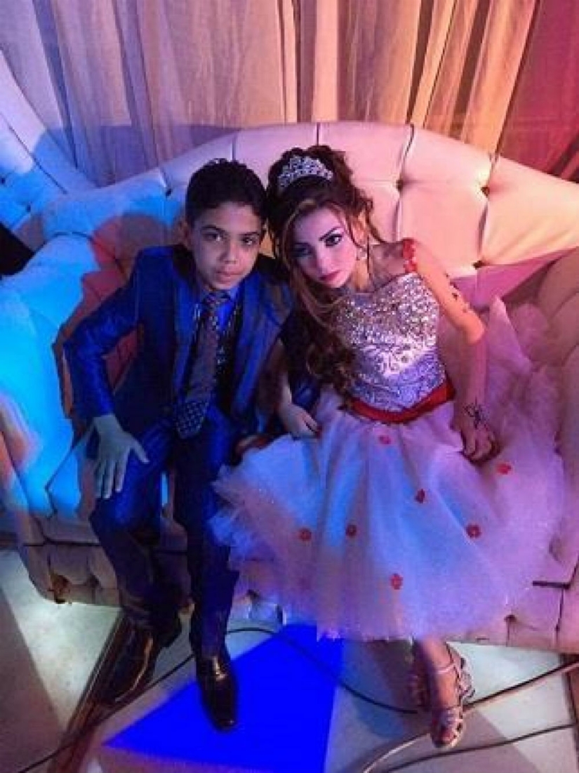 "It's just an engagement": in Egypt, a 12-year-old boy marries an 11-year-old cousin