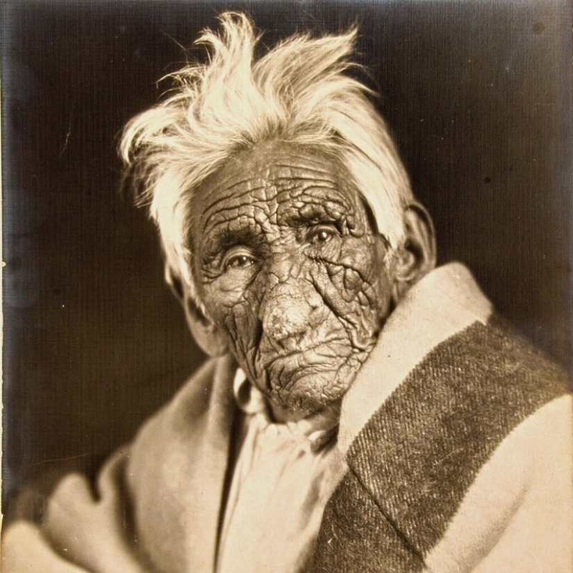 John Smith or Chief White Wolf, the oldest Indian who allegedly lived 138 years