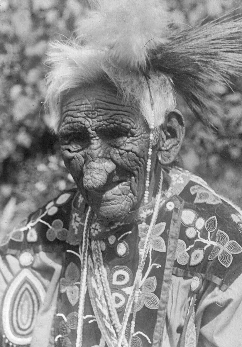 John Smith or Chief White Wolf, the oldest Indian who allegedly lived 138 years