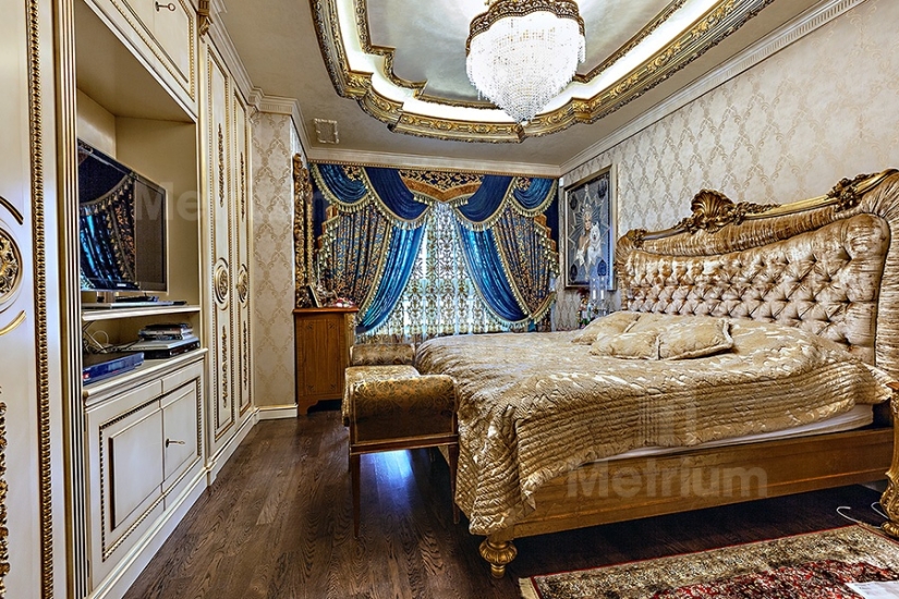 Just some trash: apartments of the Moscow rich