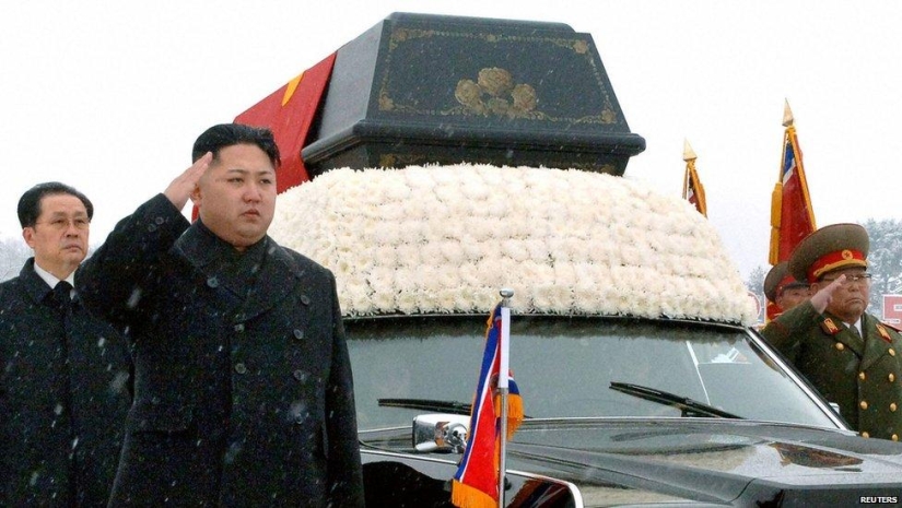 Kim Jong Un shot his uncle with a machine gun