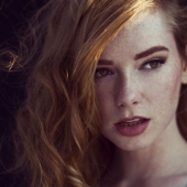 Kissed by the sun: 25 photos of hot girls with freckles