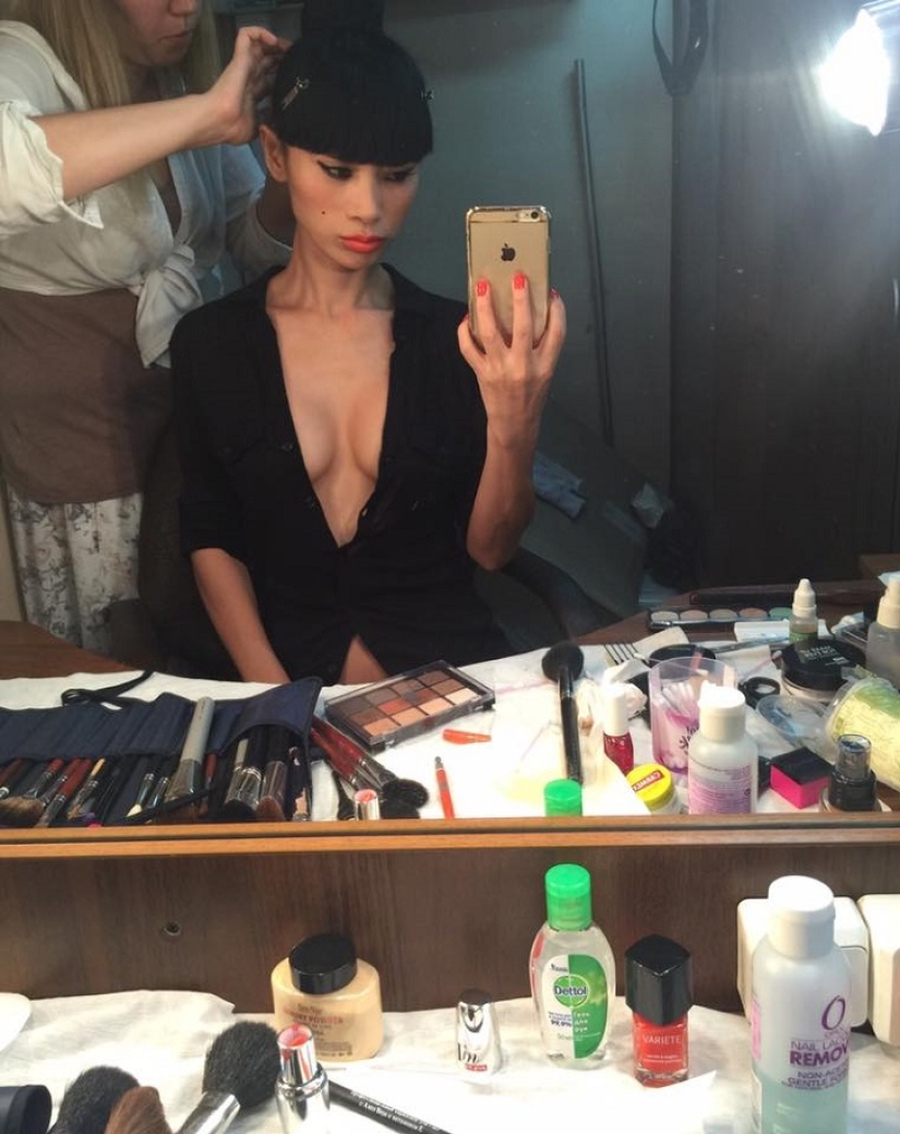 ¡La actriz de 48 años, Bai Ling, se ve más hermosa que muchos de 25 años!