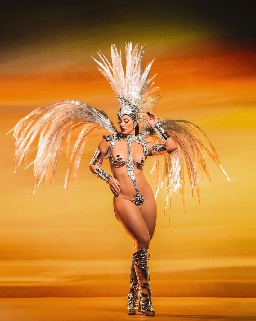 La cara más hermosa del carnaval! Famosa actriz, bailarina y reina del Gran Río - Paolla Oliveira
