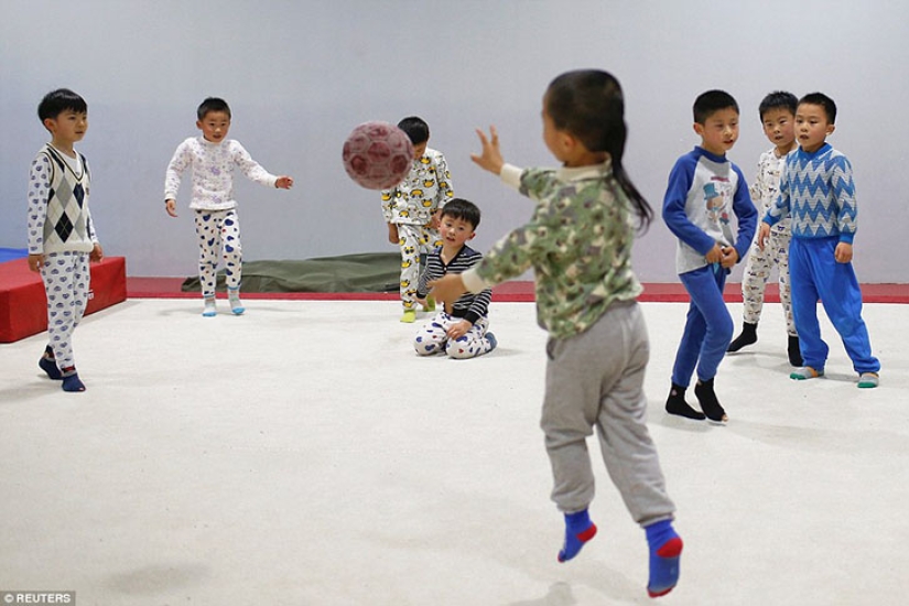 La cruel vida cotidiana de las incubadoras de futuros campeones olímpicos en China