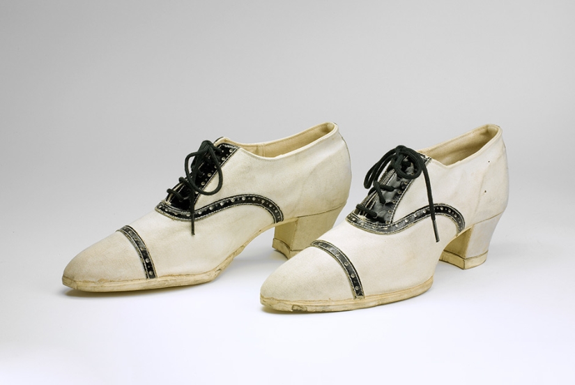 La evolución del diseño de zapatillas durante 200 años en 20 fotos