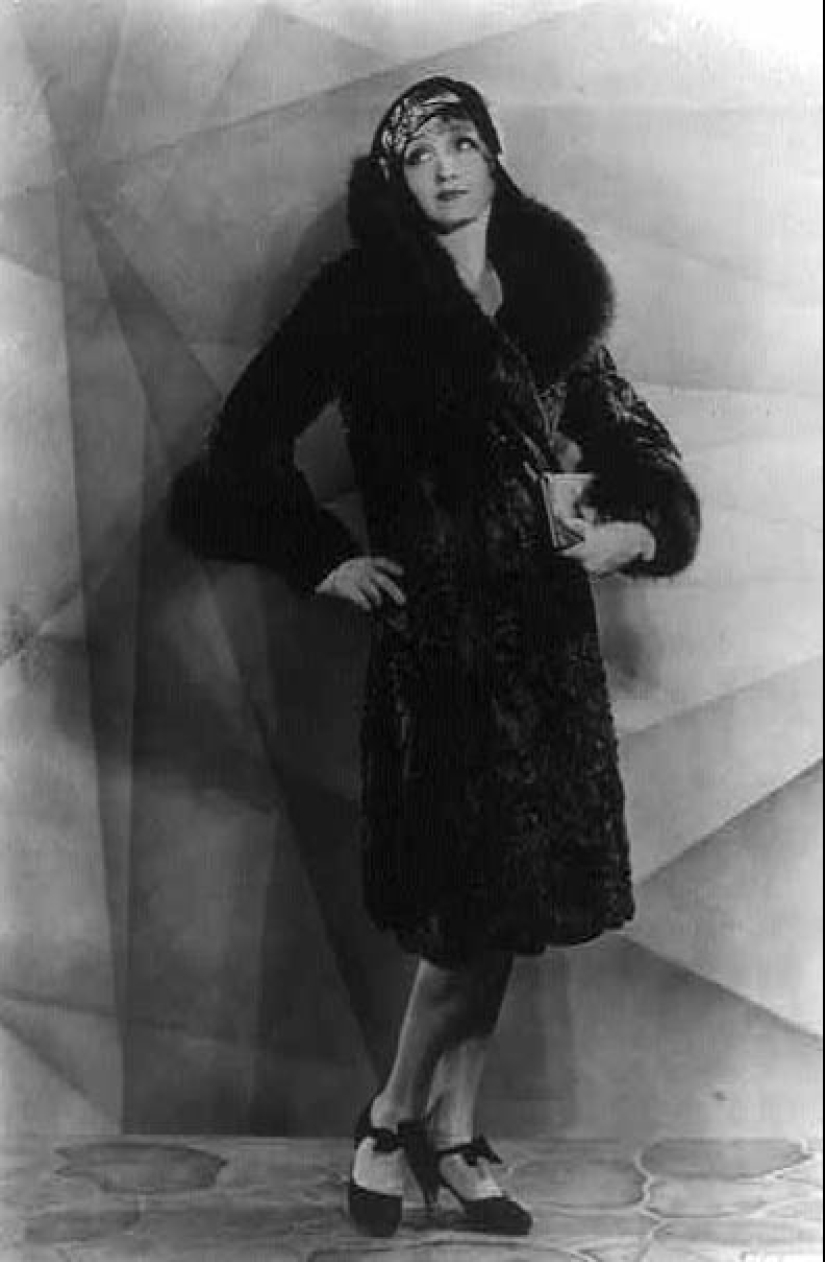 La historia de Hedda Hopper, la periodista que mantuvo a Hollywood a raya