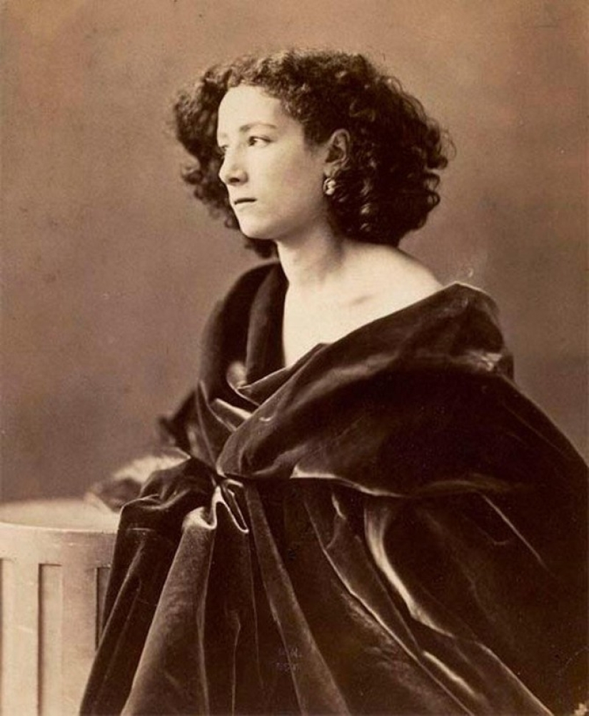 La increíble actriz Sarah Bernhardt, que amaba los papeles femeninos y masculinos