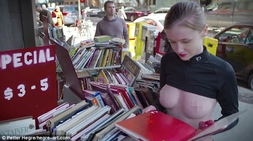 La modelo caminó por las calles de Nueva York en topless en apoyo al movimiento "Freedom to nipples"