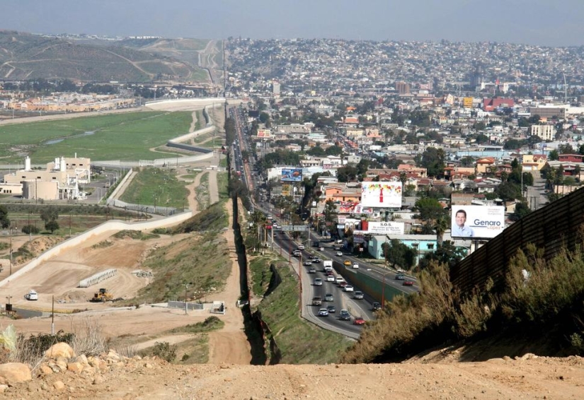 La más inusual de las fronteras de escaparate de la política