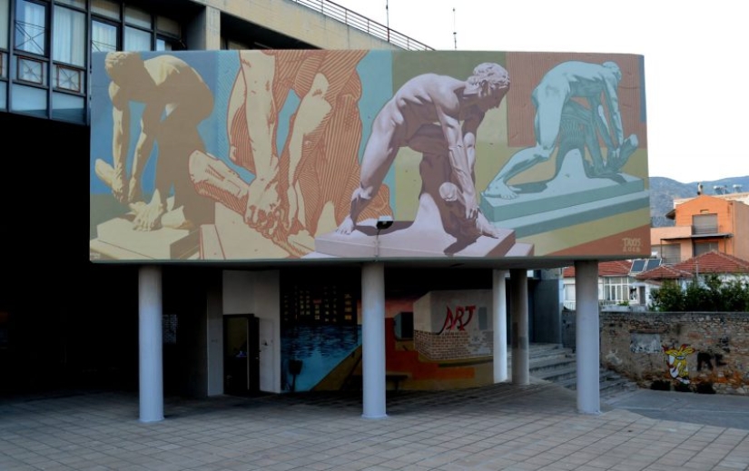 La pintura de la pared: impresionantes murales Dimitris Taxis