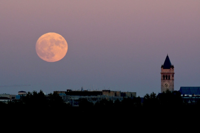 La Tierra observa una superluna récord el 13 y 14 de noviembre