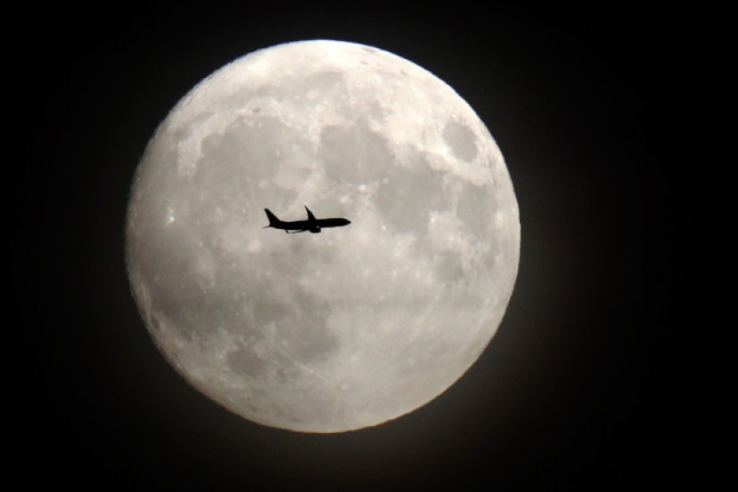 La Tierra observa una superluna récord el 13 y 14 de noviembre