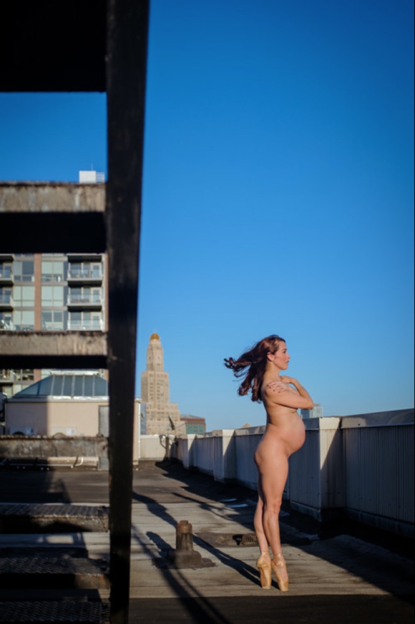 La verdad desnuda: 11 artistas decirle por qué accedí a bailar desnuda sobre los tejados de nueva York