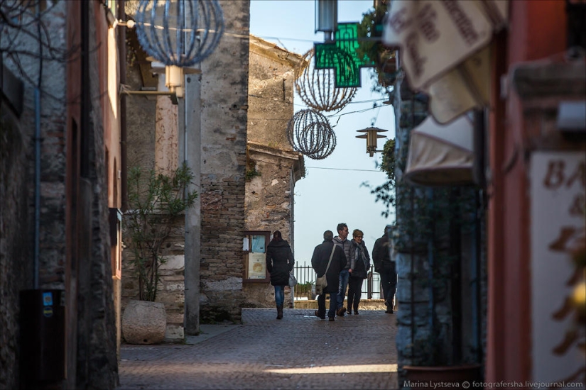 Lake Garda, Sirmione and the Baths