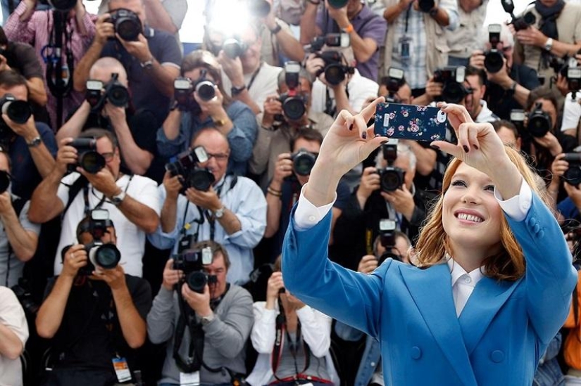 Las estrellas se toman selfies en Cannes