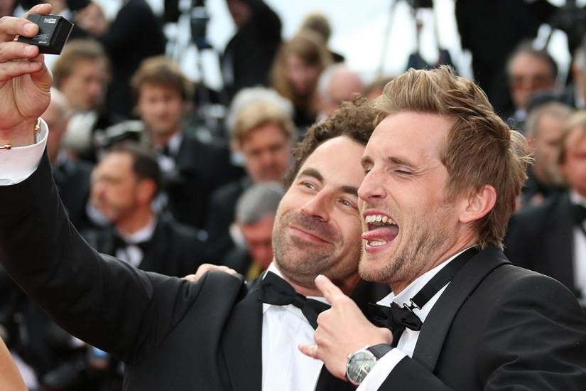 Las estrellas se toman selfies en Cannes