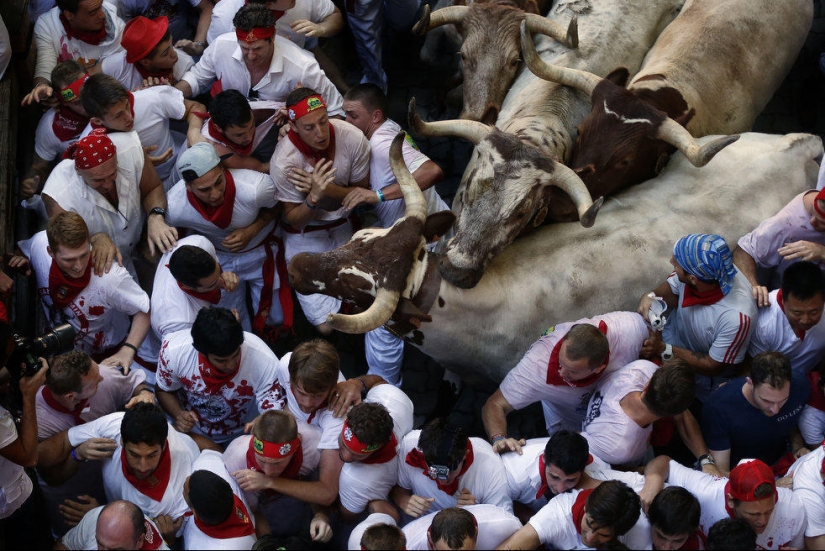 Las imágenes más emotivas de las fiestas españolas San Fermín 2013