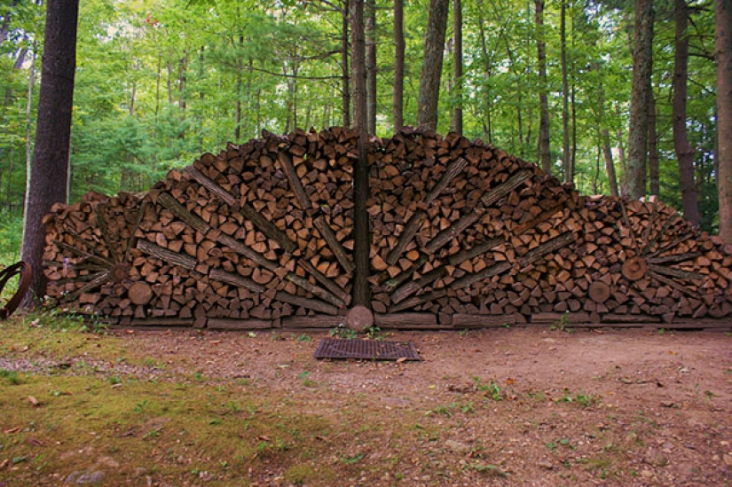 Lay beautifully wood — art