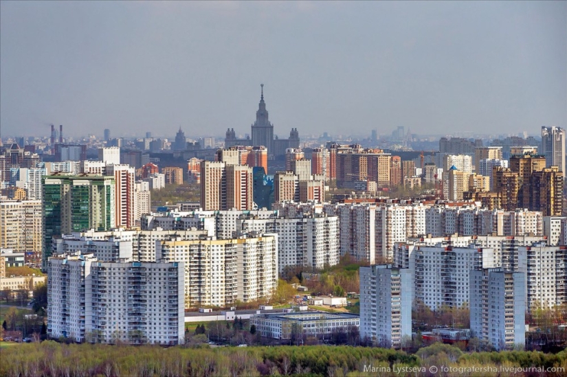 Life around the Moscow Ring Road...