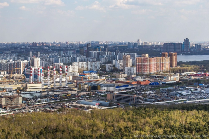 Life around the Moscow Ring Road...