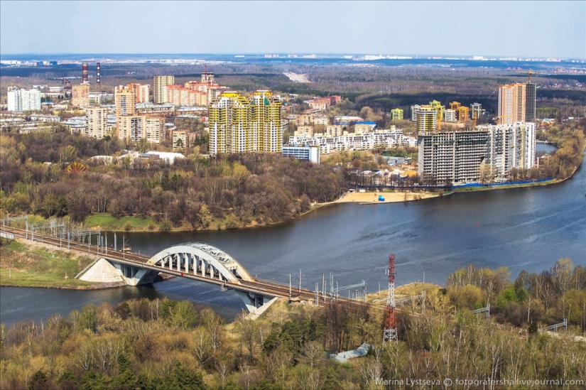 Life around the Moscow Ring Road...