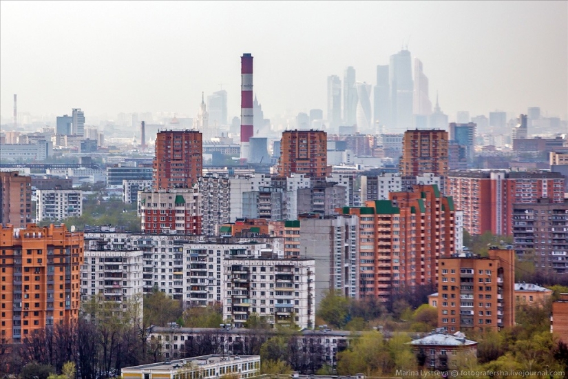 Life around the Moscow Ring Road...