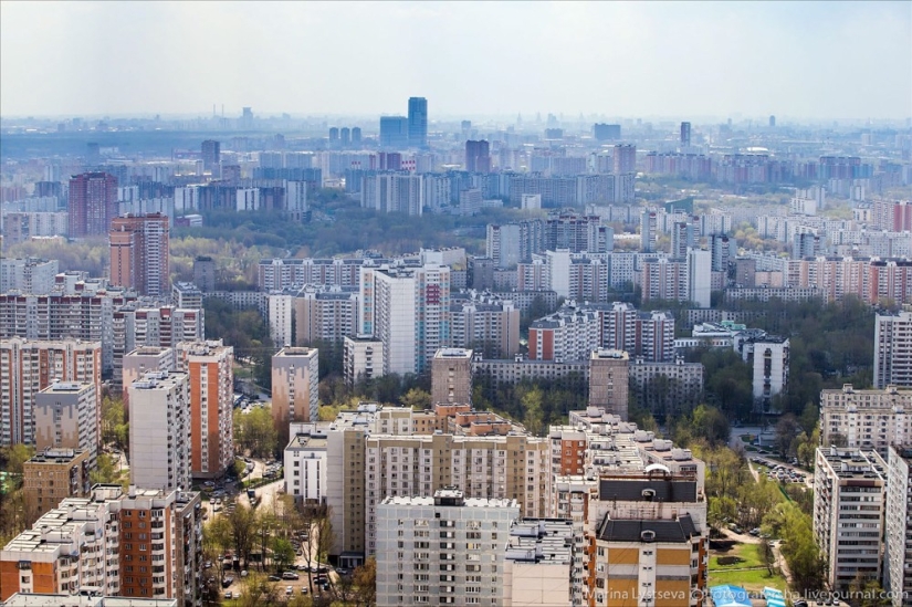 Life around the Moscow Ring Road...