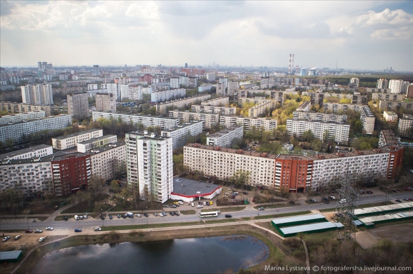 Life around the Moscow Ring Road...