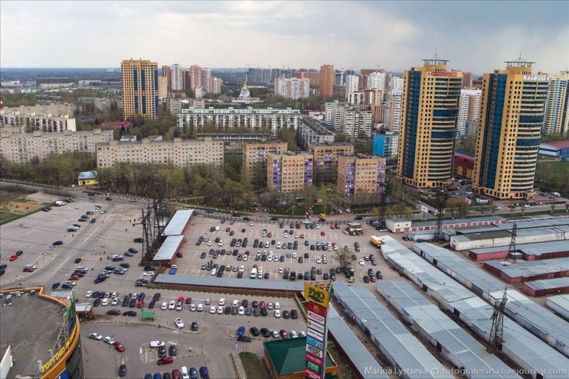 Life around the Moscow Ring Road...