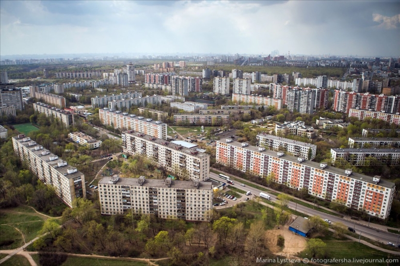 Life around the Moscow Ring Road...