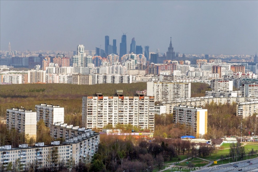 Life around the Moscow Ring Road...