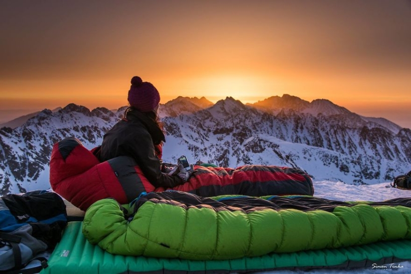 Lleva al chico a las montañas: la pareja eslovaca está cansada del romance aburrido, y ahora organizan citas en lo alto de las montañas.