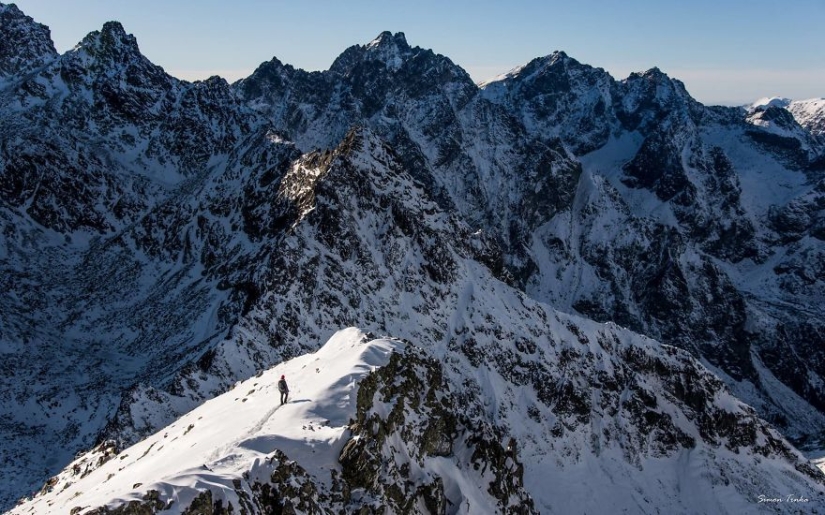 Lleva al chico a las montañas: la pareja eslovaca está cansada del romance aburrido, y ahora organizan citas en lo alto de las montañas.