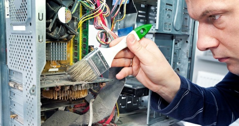 "Lo limpiaron recientemente", o la dura vida cotidiana de un reparador de equipos informáticos