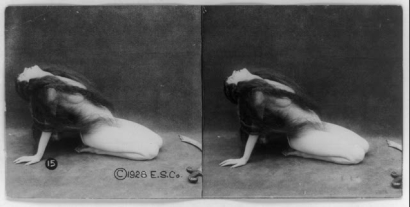 Long before VR porn, there was this: stereo pictures of sexy girls of the 20s