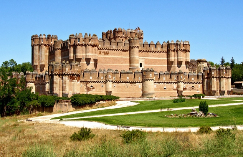 Los 10 mejores castillos y palacios de España