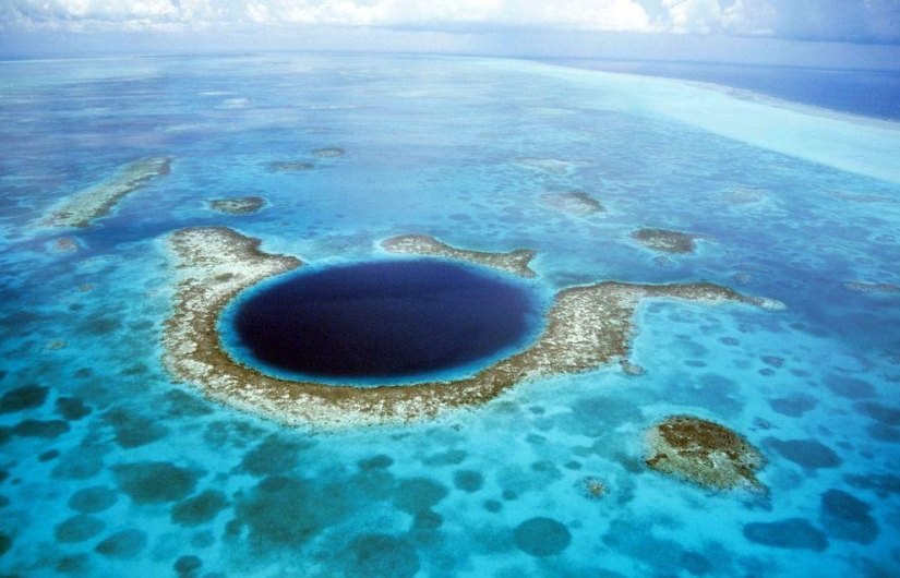 Los 8 agujeros más impresionantes en la superficie de la Tierra